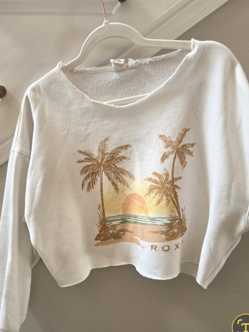 Roxy White Cropped Beach Graphic Sweatshirt